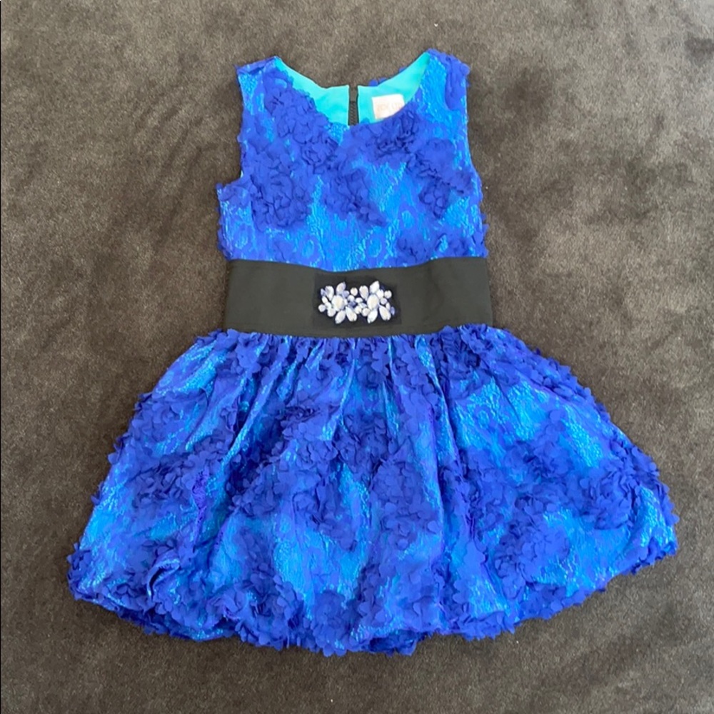 Zoe Girls Lace and appliqué overlay dress Sz 7
